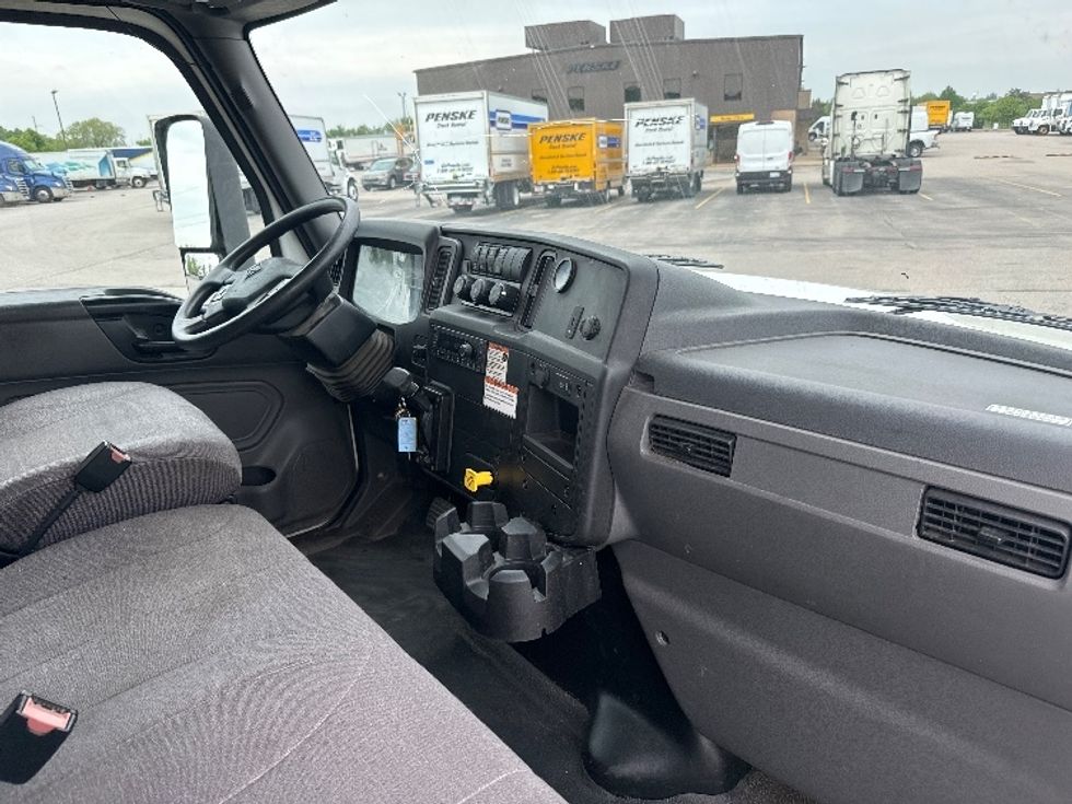 Medium Duty Box Truck-Light and Medium Duty Trucks-International-2022-MV607LP-Byron Center-MI-140,000\n\t\tmiles-$ 61,750 - Image 20