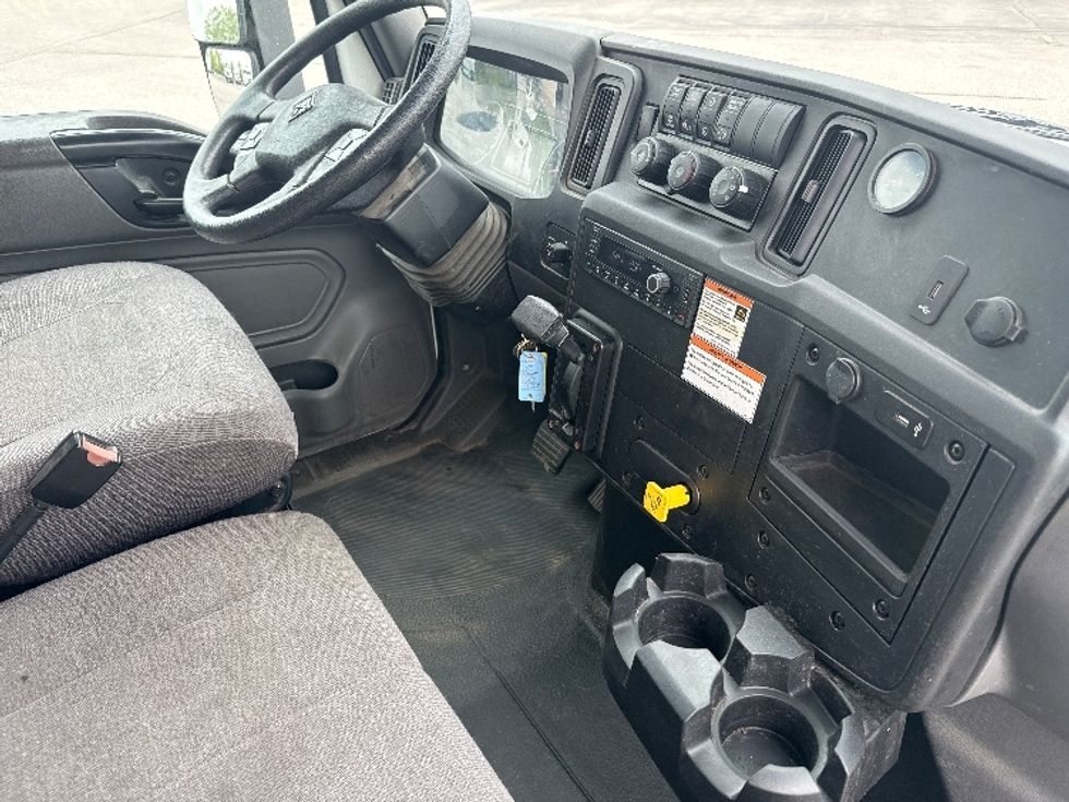 Medium Duty Box Truck-Light and Medium Duty Trucks-International-2022-MV607LP-Byron Center-MI-140,000\n\t\tmiles-$ 61,750 - Image 21