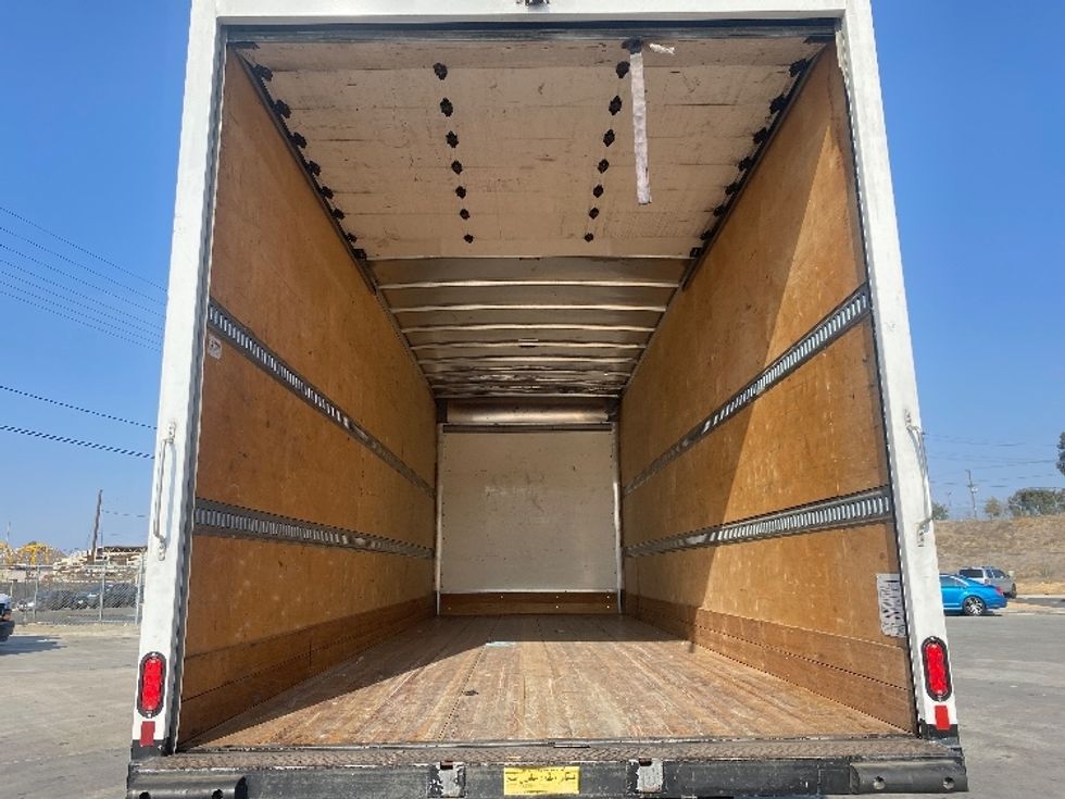 Medium Duty Box Truck-Light and Medium Duty Trucks-International-2022-MV607LP-Jurupa Valley-CA-87,384\n\t\tmiles-$ 77,250 - Image 8