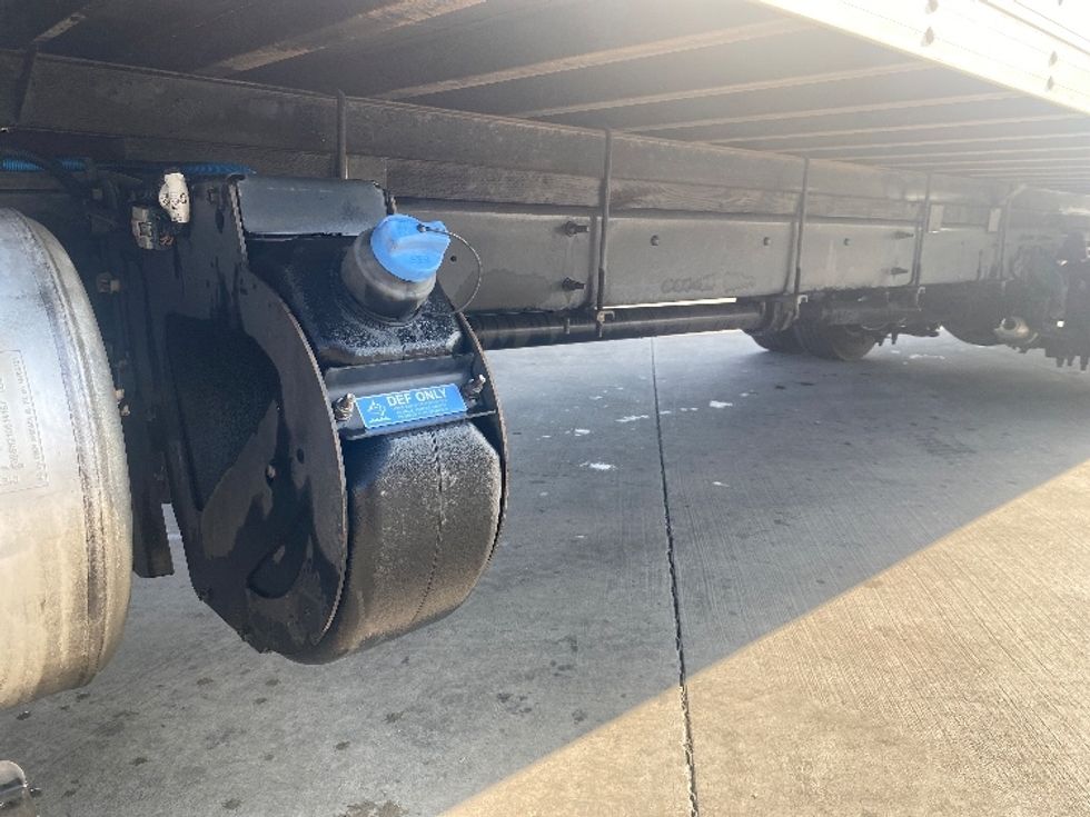 Medium Duty Box Truck-Light and Medium Duty Trucks-International-2022-MV607LP-Jurupa Valley-CA-87,384\n\t\tmiles-$ 77,250 - Image 5