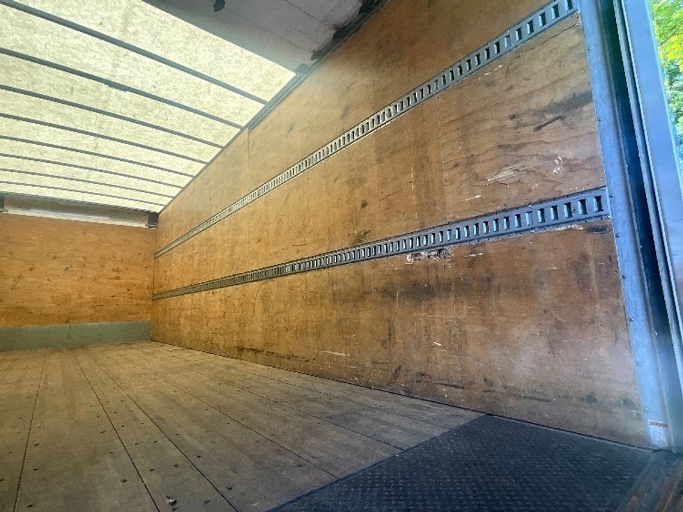 Medium Duty Box Truck-Light and Medium Duty Trucks-International-2022-MV607LP-Reading-PA-151,337\n\t\tmiles-$ 60,250 - Image 12