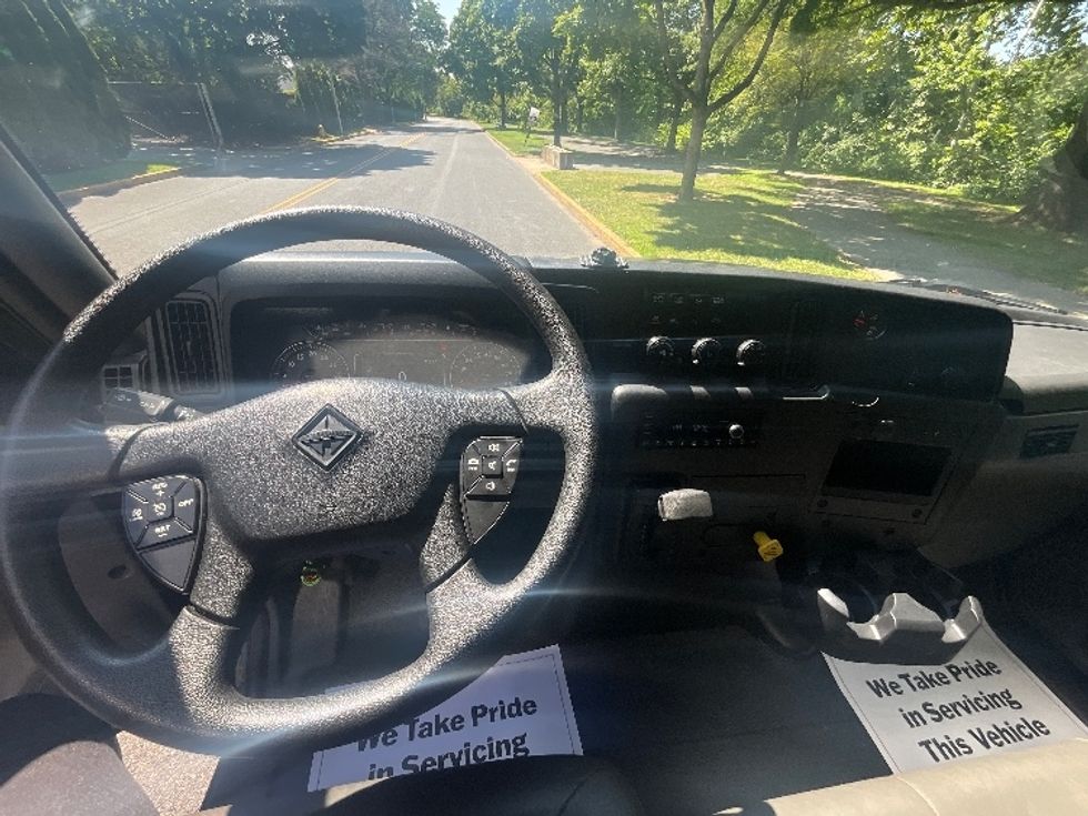 Medium Duty Box Truck-Light and Medium Duty Trucks-International-2022-MV607LP-Reading-PA-151,337\n\t\tmiles-$ 60,250 - Image 18