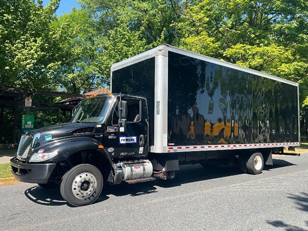 Medium Duty Box Truck-Light and Medium Duty Trucks-International-2022-MV607LP-Reading-PA-151,337\n\t\tmiles-$ 60,250 - Image 3