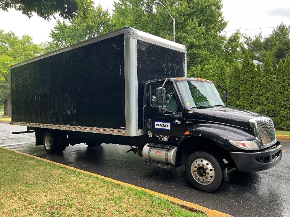 Medium Duty Box Truck-Light and Medium Duty Trucks-International-2022-MV607LP-Reading-PA-181,954\n\t\tmiles-$ 52,750 - Image 1