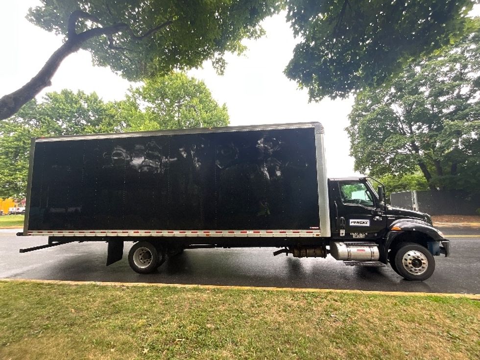 Medium Duty Box Truck-Light and Medium Duty Trucks-International-2022-MV607LP-Reading-PA-181,954\n\t\tmiles-$ 52,750 - Image 15