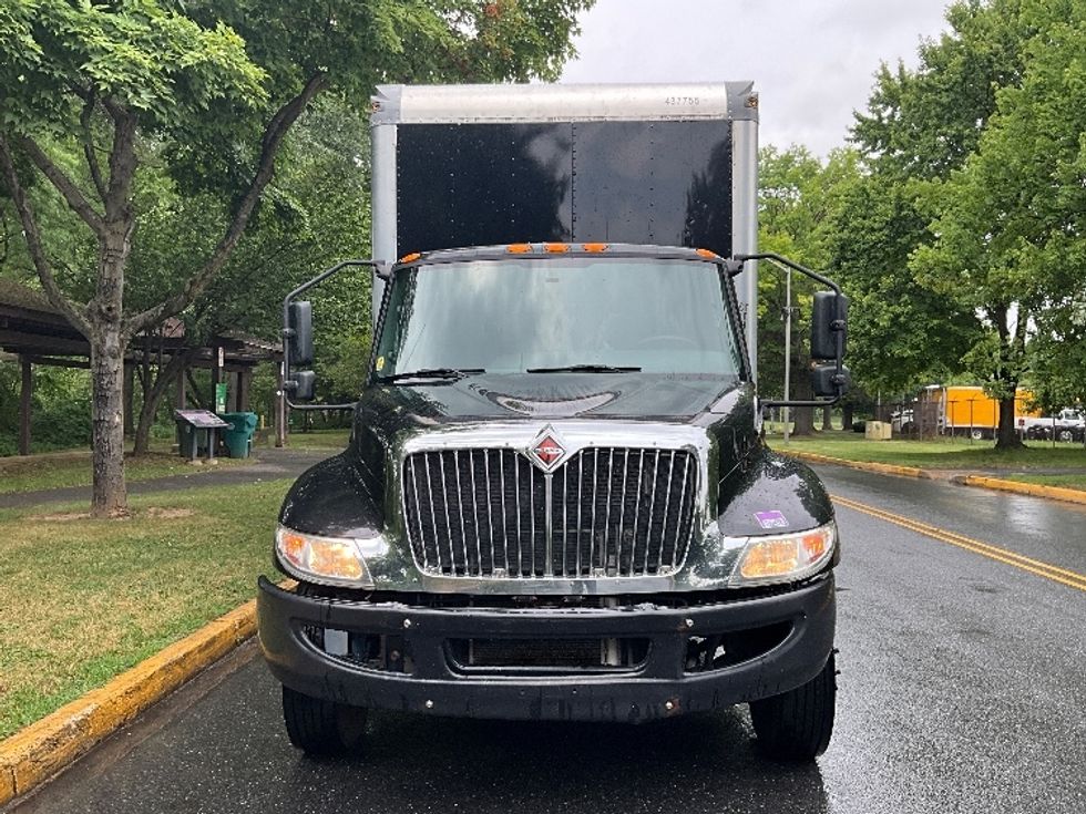 Medium Duty Box Truck-Light and Medium Duty Trucks-International-2022-MV607LP-Reading-PA-181,954\n\t\tmiles-$ 52,750 - Image 2