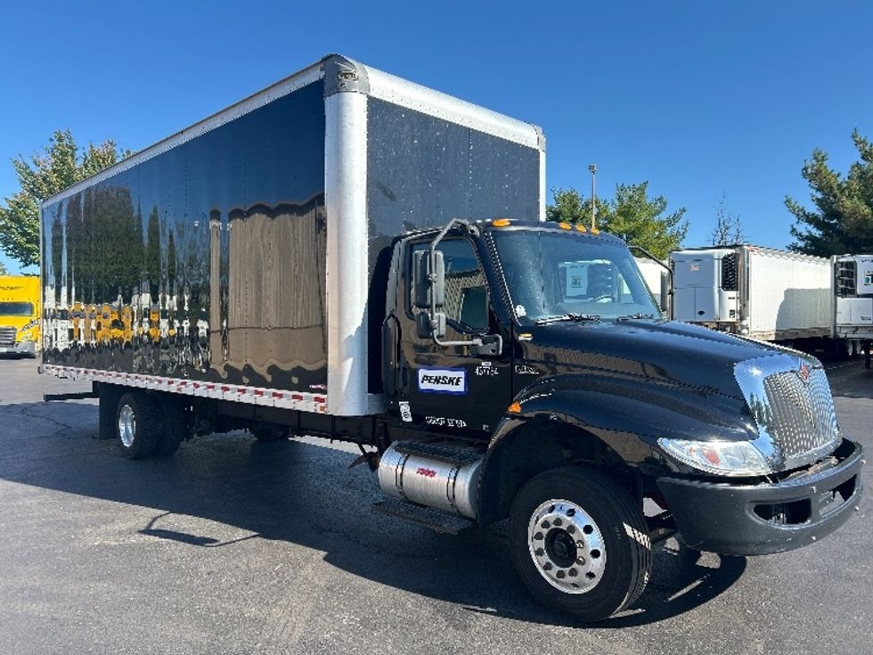Medium Duty Box Truck-Light and Medium Duty Trucks-International-2022-MV607LP-Reading-PA-218,842\n\t\tmiles-$ 44,250 - Image 1