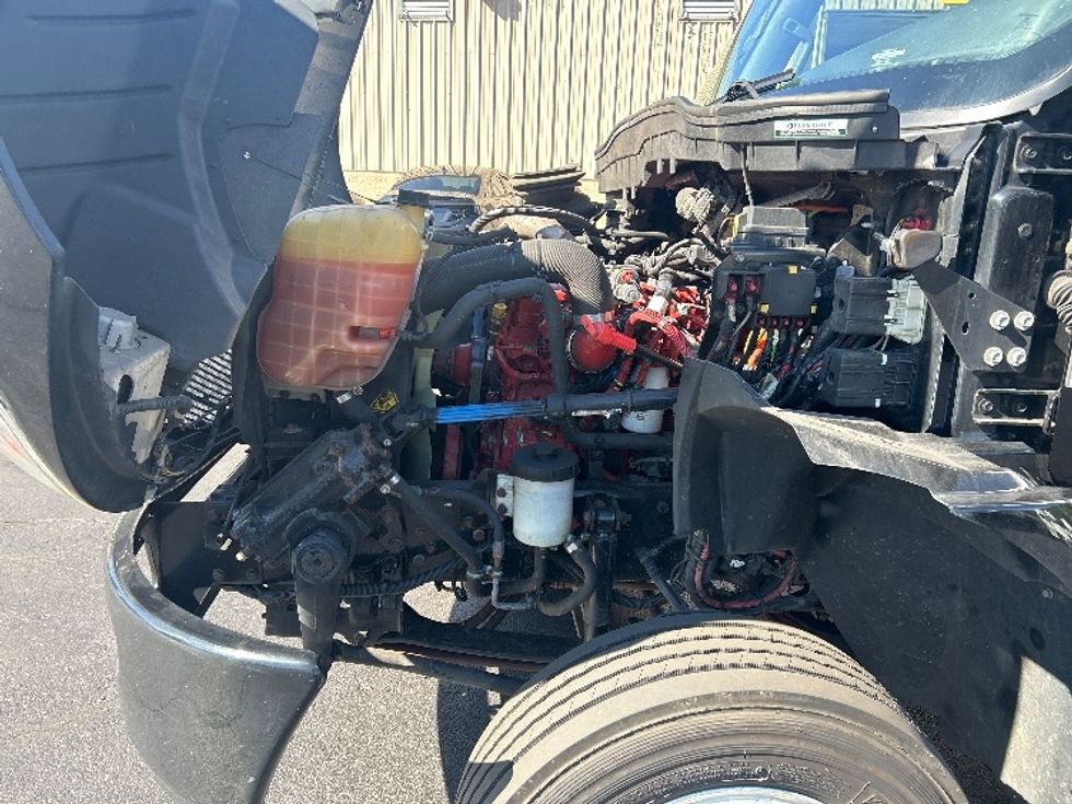 Medium Duty Box Truck-Light and Medium Duty Trucks-International-2022-MV607LP-Reading-PA-218,842\n\t\tmiles-$ 44,250 - Image 24