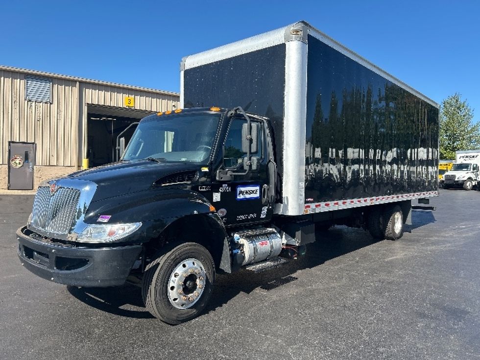 Medium Duty Box Truck-Light and Medium Duty Trucks-International-2022-MV607LP-Reading-PA-218,842\n\t\tmiles-$ 44,250 - Image 3