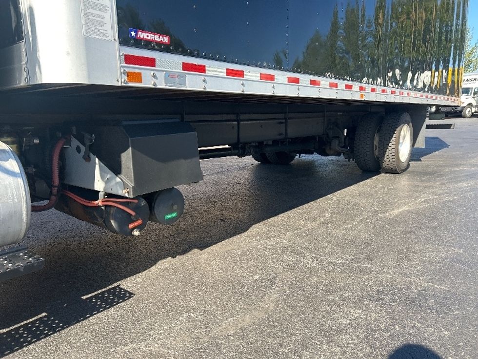 Medium Duty Box Truck-Light and Medium Duty Trucks-International-2022-MV607LP-Reading-PA-218,842\n\t\tmiles-$ 44,250 - Image 5