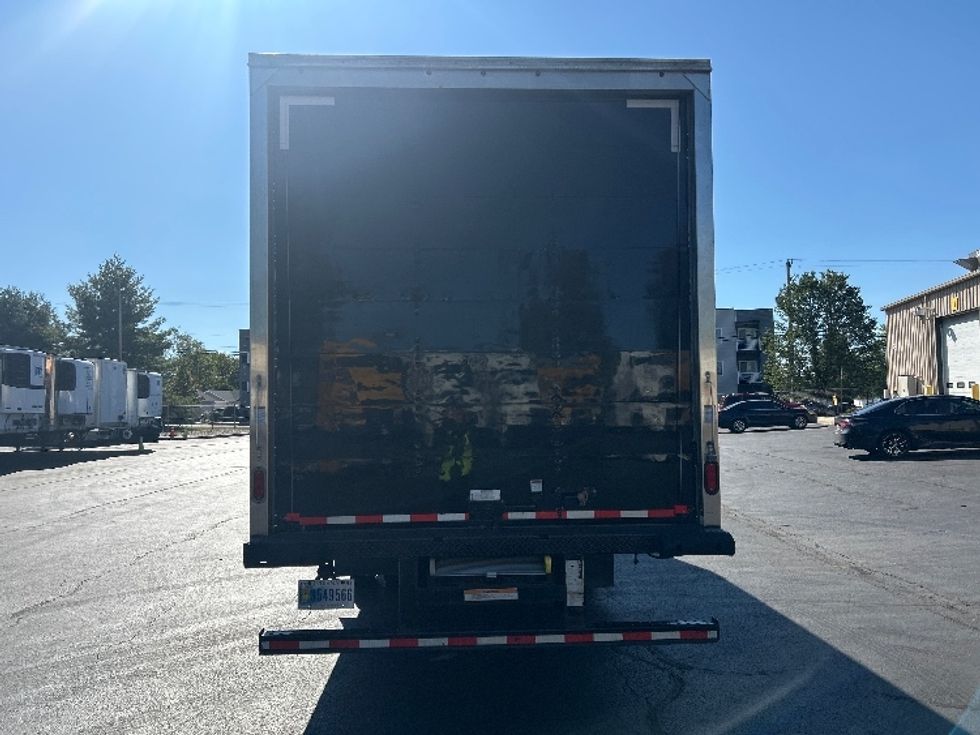 Medium Duty Box Truck-Light and Medium Duty Trucks-International-2022-MV607LP-Reading-PA-218,842\n\t\tmiles-$ 44,250 - Image 7
