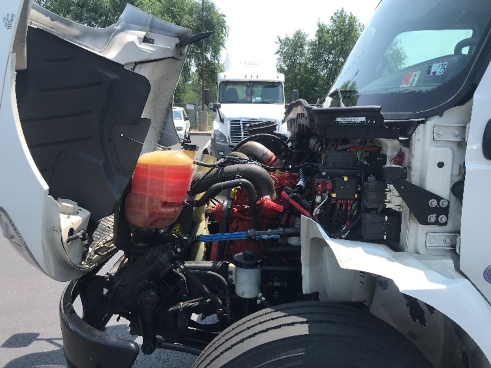 Medium Duty Box Truck-Light and Medium Duty Trucks-International-2023-MV607-Bensalem-PA-109,663\n\t\tmiles-$ 65,750 - Image 23