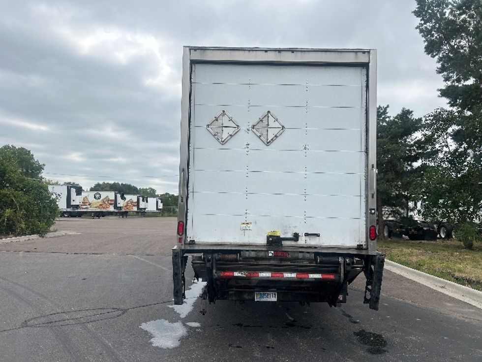 Medium Duty Box Truck-Light and Medium Duty Trucks-International-2023-MV607-Brooklyn Park-MN-386,557\n\t\tmiles-$ 30,250 - Image 7