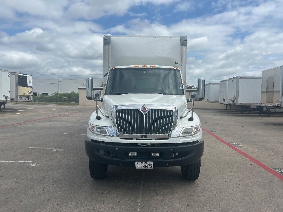 Medium Duty Box Truck-Light and Medium Duty Trucks-International-2023-MV607-Carrollton-TX-326,148\n\t\tmiles-$ 40,250 - Image 2