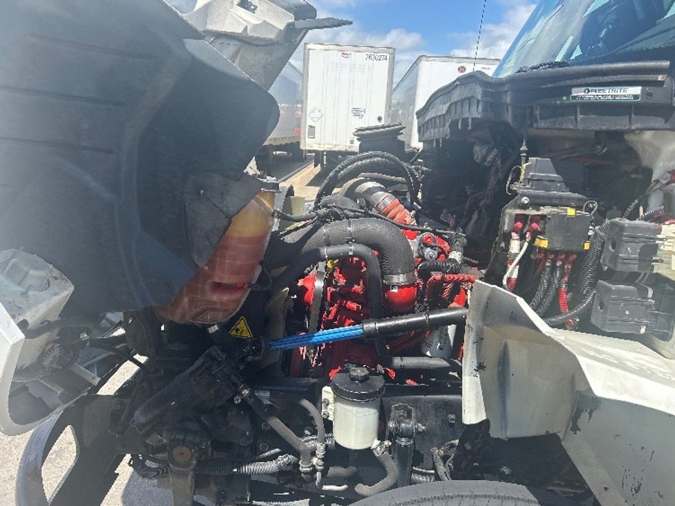 Medium Duty Box Truck-Light and Medium Duty Trucks-International-2023-MV607-Carrollton-TX-326,148\n\t\tmiles-$ 40,250 - Image 24