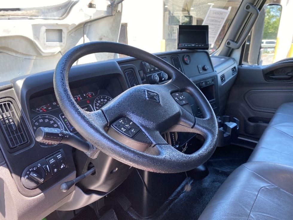Medium Duty Box Truck-Light and Medium Duty Trucks-International-2023-MV607-Cleveland-TN-120,364\n\t\tmiles-$ 66,250 - Image 17