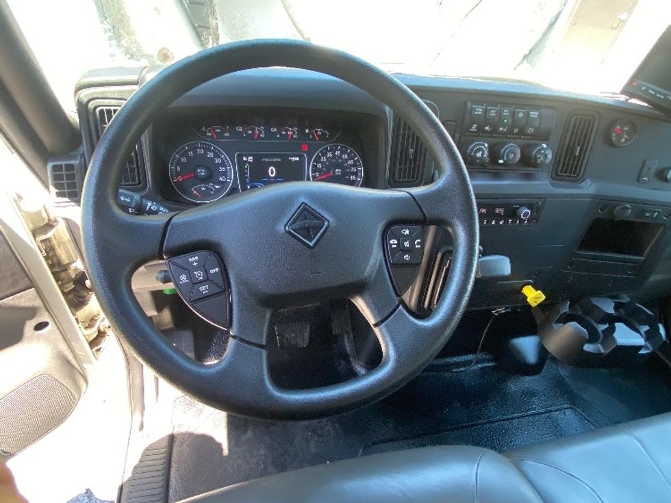 Medium Duty Box Truck-Light and Medium Duty Trucks-International-2023-MV607-Cleveland-TN-120,364\n\t\tmiles-$ 66,250 - Image 18