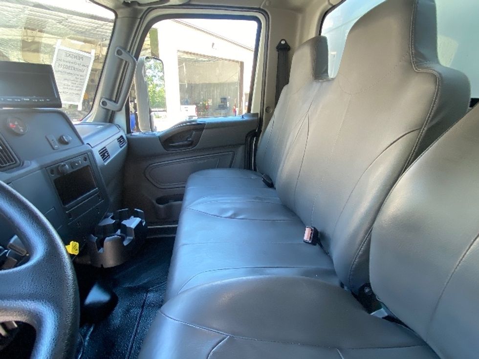 Medium Duty Box Truck-Light and Medium Duty Trucks-International-2023-MV607-Cleveland-TN-120,364\n\t\tmiles-$ 66,250 - Image 19