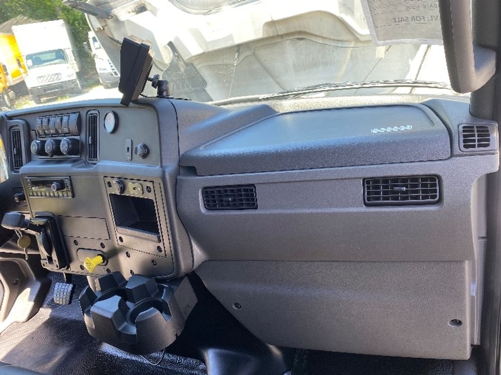 Medium Duty Box Truck-Light and Medium Duty Trucks-International-2023-MV607-Cleveland-TN-120,364\n\t\tmiles-$ 66,250 - Image 21