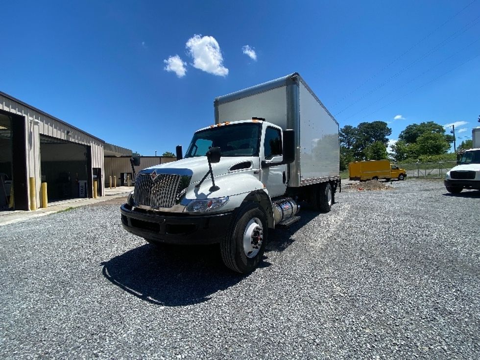 Medium Duty Box Truck-Light and Medium Duty Trucks-International-2023-MV607-Cleveland-TN-120,364\n\t\tmiles-$ 66,250 - Image 3