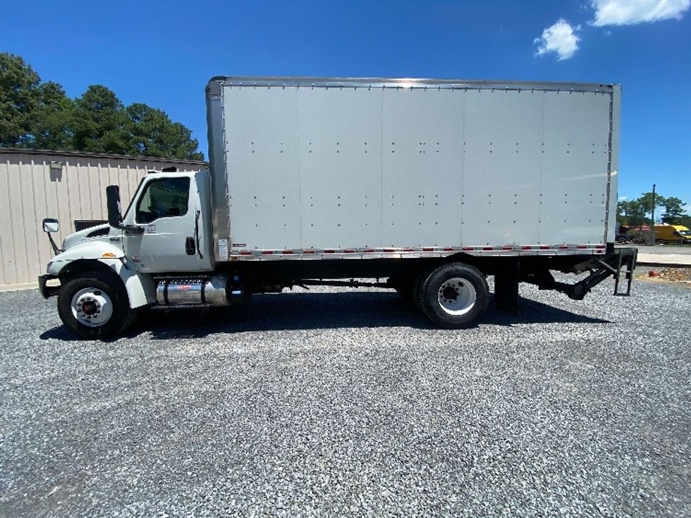 Medium Duty Box Truck-Light and Medium Duty Trucks-International-2023-MV607-Cleveland-TN-120,364\n\t\tmiles-$ 66,250 - Image 4