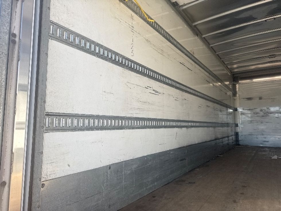 Medium Duty Box Truck-Light and Medium Duty Trucks-International-2023-MV607-Cross Lanes-WV-327,129\n\t\tmiles-$ 35,250 - Image 11