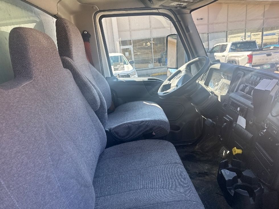 Medium Duty Box Truck-Light and Medium Duty Trucks-International-2023-MV607-Cross Lanes-WV-327,129\n\t\tmiles-$ 35,250 - Image 22