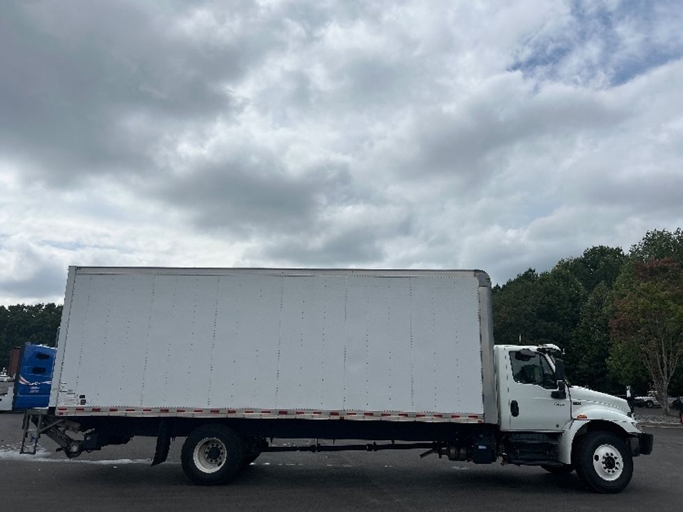 Medium Duty Box Truck-Light and Medium Duty Trucks-International-2023-MV607-Duluth-GA-282,444\n\t\tmiles-$ 49,000 - Image 15