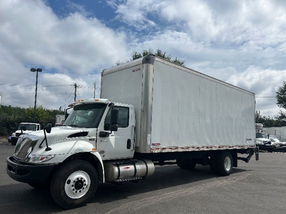 Medium Duty Box Truck-Light and Medium Duty Trucks-International-2023-MV607-Duluth-GA-282,444\n\t\tmiles-$ 49,000 - Image 3