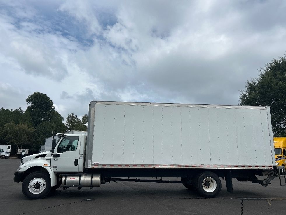 Medium Duty Box Truck-Light and Medium Duty Trucks-International-2023-MV607-Duluth-GA-282,444\n\t\tmiles-$ 49,000 - Image 4