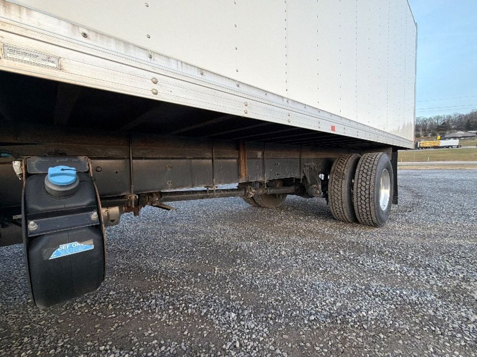 Medium Duty Box Truck-Light and Medium Duty Trucks-International-2023-MV607-Duncansville-PA-317,698\n\t\tmiles-$ 28,250 - Image 5