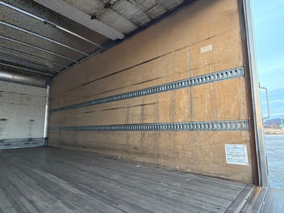 Medium Duty Box Truck-Light and Medium Duty Trucks-International-2023-MV607-Duncansville-PA-317,698\n\t\tmiles-$ 28,250 - Image 12