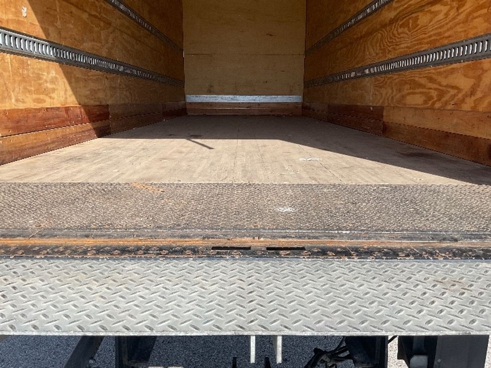 Medium Duty Box Truck-Light and Medium Duty Trucks-International-2023-MV607-Earth City-MO-272,742\n\t\tmiles-$ 40,500 - Image 10