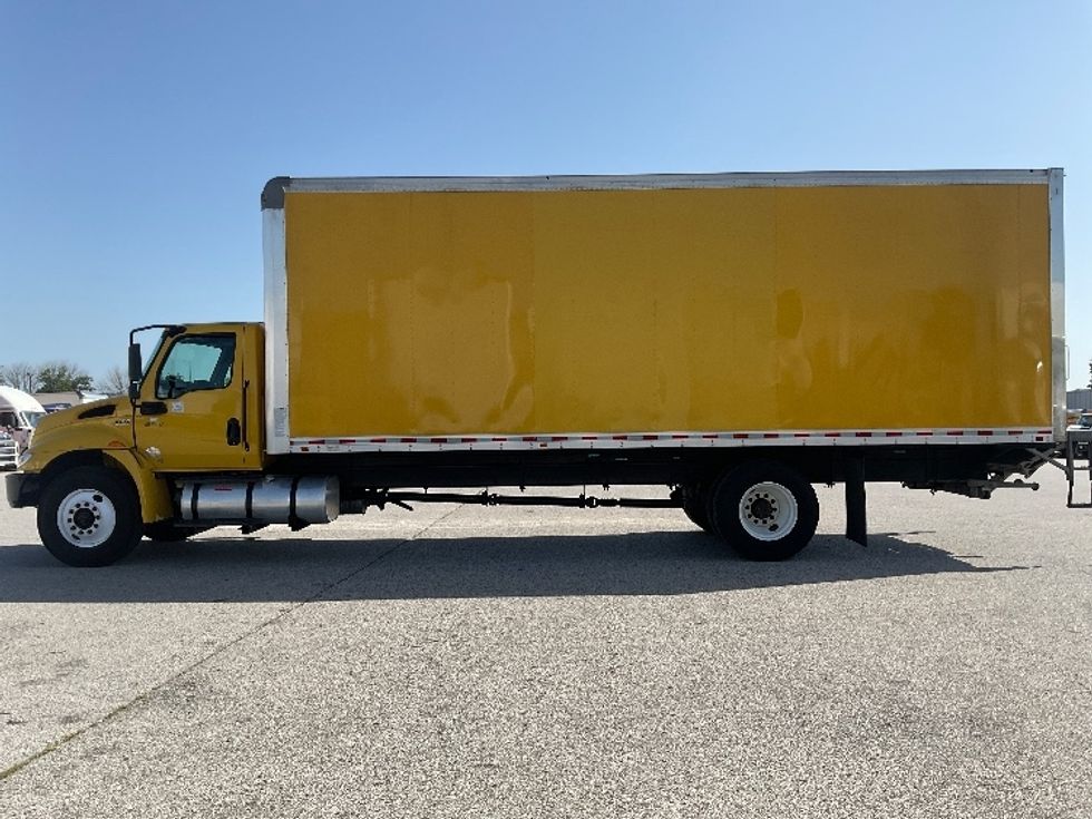 Medium Duty Box Truck-Light and Medium Duty Trucks-International-2023-MV607-Earth City-MO-272,742\n\t\tmiles-$ 40,500 - Image 4