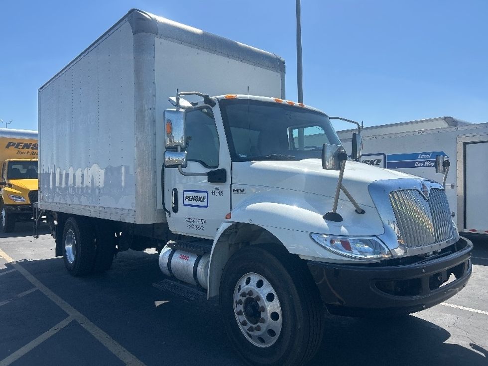 Medium Duty Box Truck-Light and Medium Duty Trucks-International-2023-MV607-Fontana-CA-202,922\n\t\tmiles-$ 48,750 - Image 1