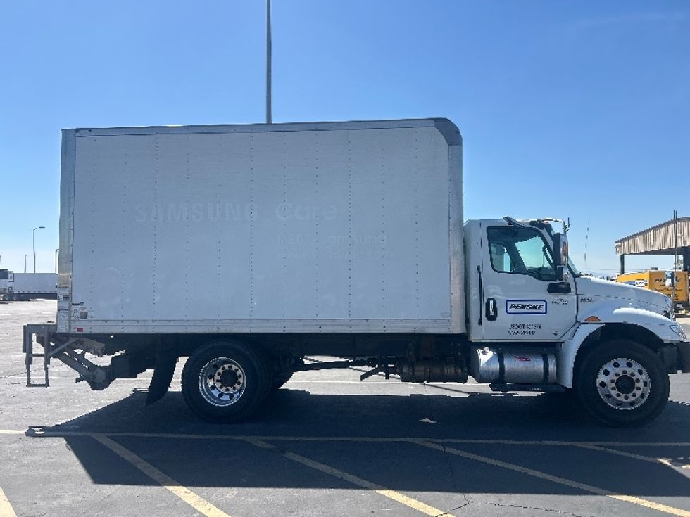 Medium Duty Box Truck-Light and Medium Duty Trucks-International-2023-MV607-Fontana-CA-202,922\n\t\tmiles-$ 48,750 - Image 15