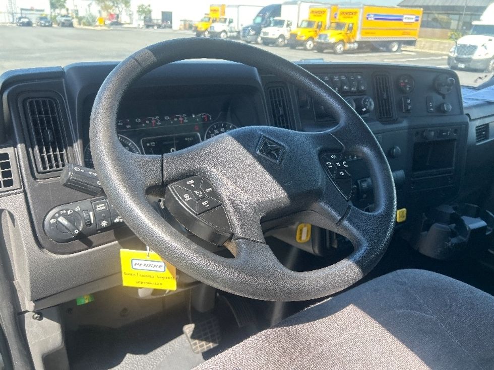 Medium Duty Box Truck-Light and Medium Duty Trucks-International-2023-MV607-Fontana-CA-202,922\n\t\tmiles-$ 48,750 - Image 17