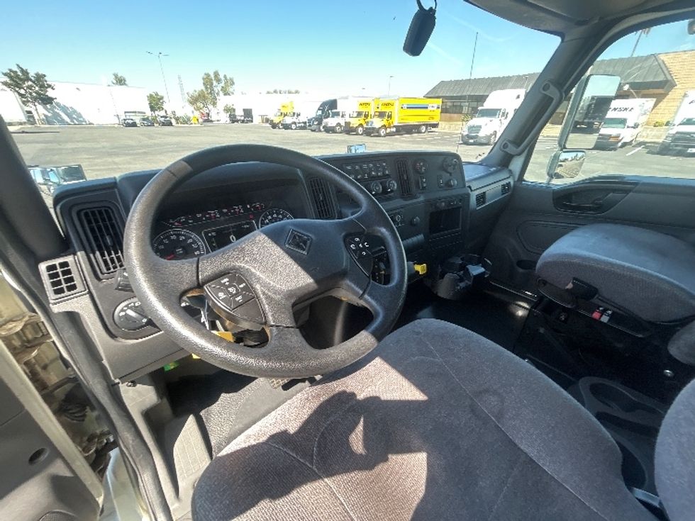 Medium Duty Box Truck-Light and Medium Duty Trucks-International-2023-MV607-Fontana-CA-202,922\n\t\tmiles-$ 48,750 - Image 18
