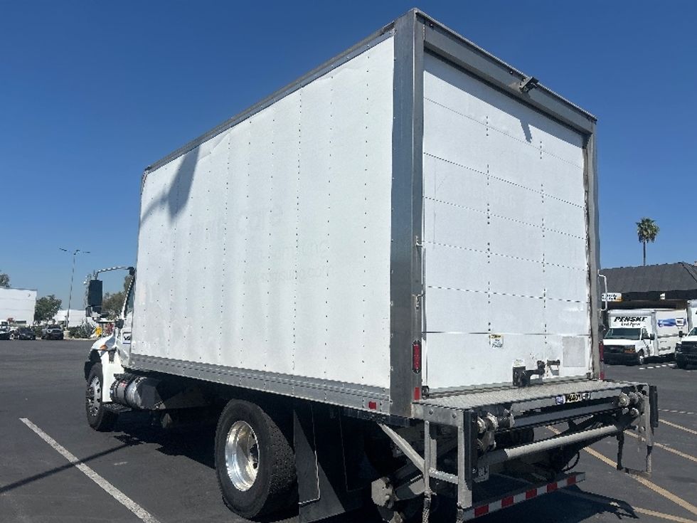 Medium Duty Box Truck-Light and Medium Duty Trucks-International-2023-MV607-Fontana-CA-202,922\n\t\tmiles-$ 48,750 - Image 6