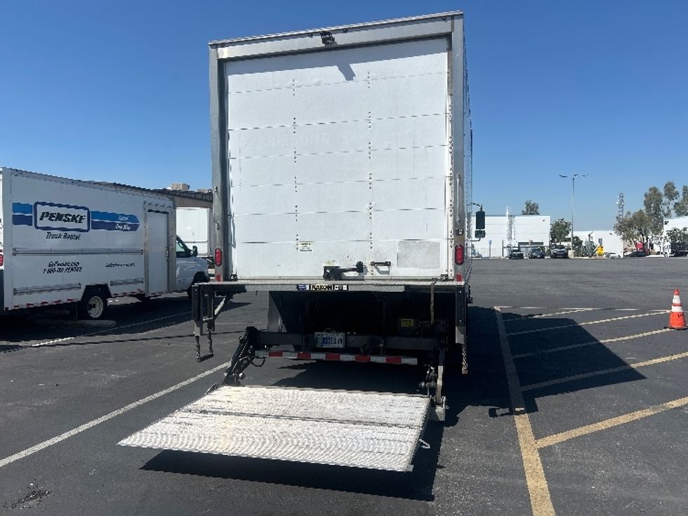 Medium Duty Box Truck-Light and Medium Duty Trucks-International-2023-MV607-Fontana-CA-202,922\n\t\tmiles-$ 48,750 - Image 9