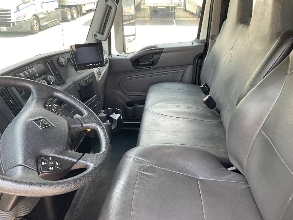 Medium Duty Box Truck-Light and Medium Duty Trucks-International-2023-MV607-Fort Wayne-IN-147,180\n\t\tmiles-$ 65,250 - Image 19