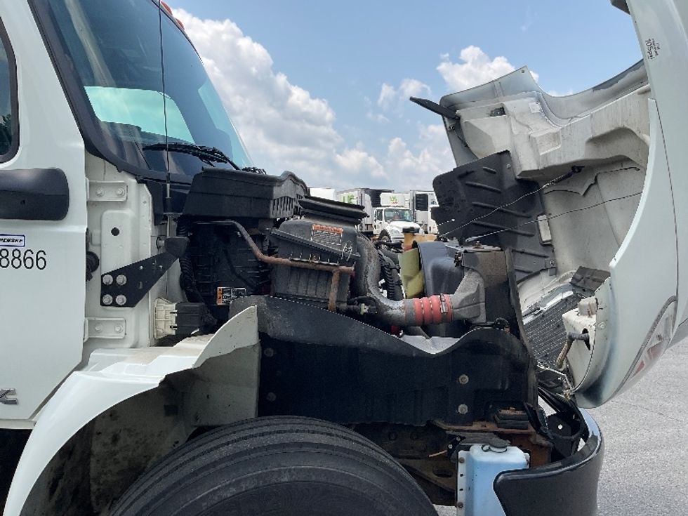 Medium Duty Box Truck-Light and Medium Duty Trucks-International-2023-MV607-Fort Wayne-IN-147,180\n\t\tmiles-$ 65,250 - Image 23