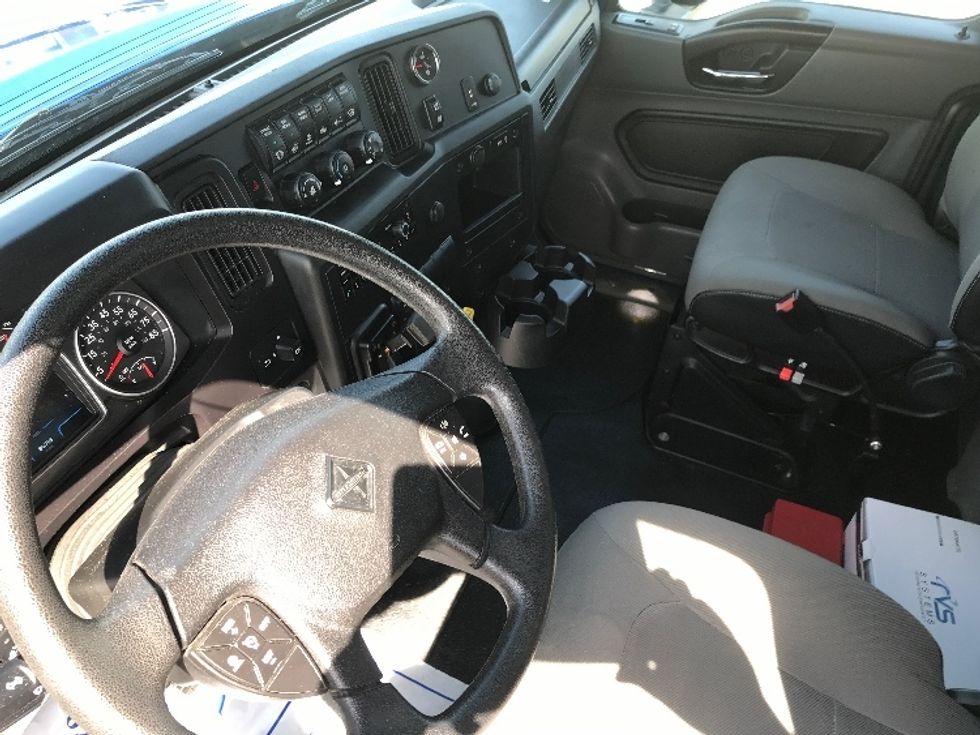 Medium Duty Box Truck-Light and Medium Duty Trucks-International-2023-MV607-Fredonia-NY-80,785\n\t\tmiles-$ 71,750 - Image 17
