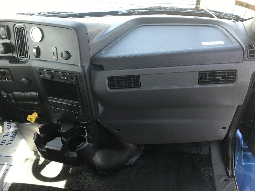 Medium Duty Box Truck-Light and Medium Duty Trucks-International-2023-MV607-Fredonia-NY-80,785\n\t\tmiles-$ 71,750 - Image 21