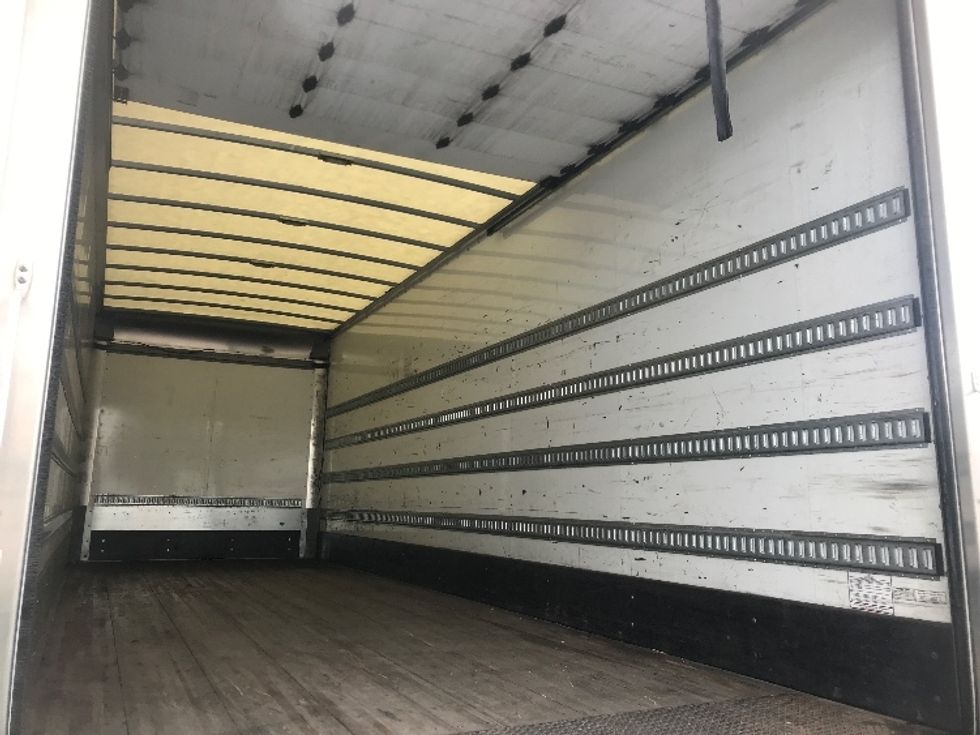 Medium Duty Box Truck-Light and Medium Duty Trucks-International-2023-MV607-Hagerstown-MD-238,091\n\t\tmiles-$ 50,500 - Image 12