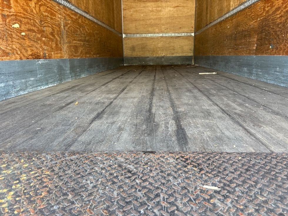 Medium Duty Box Truck-Light and Medium Duty Trucks-International-2023-MV607-Houston-TX-230,887\n\t\tmiles-$ 53,500 - Image 10