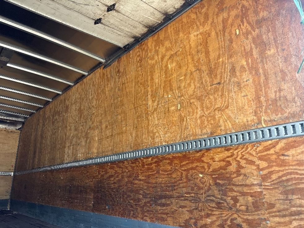 Medium Duty Box Truck-Light and Medium Duty Trucks-International-2023-MV607-Houston-TX-230,887\n\t\tmiles-$ 53,500 - Image 12