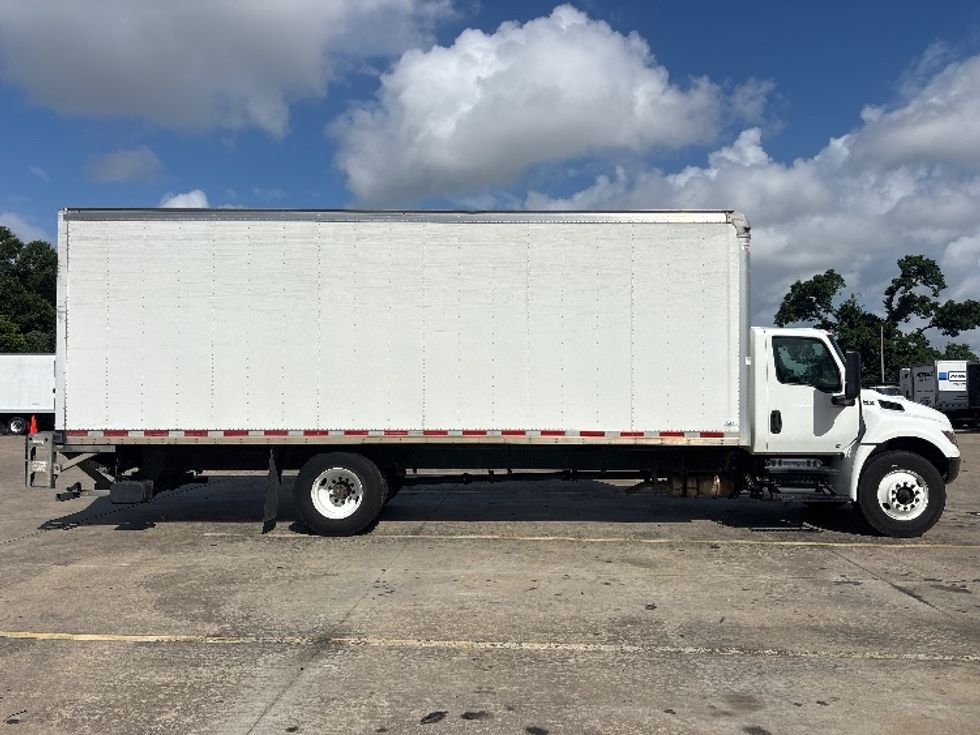 Medium Duty Box Truck-Light and Medium Duty Trucks-International-2023-MV607-Houston-TX-230,887\n\t\tmiles-$ 53,500 - Image 15