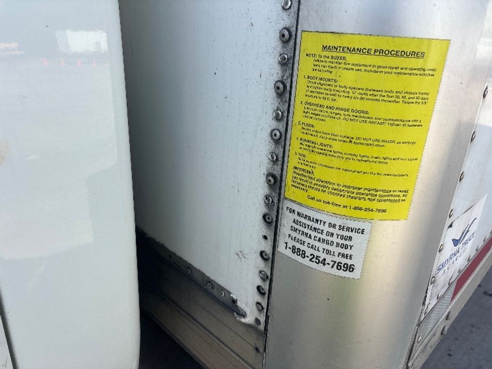 Medium Duty Box Truck-Light and Medium Duty Trucks-International-2023-MV607-Houston-TX-230,887\n\t\tmiles-$ 53,500 - Image 25