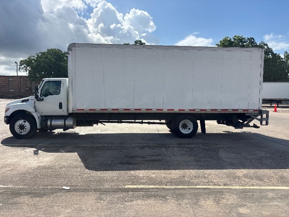 Medium Duty Box Truck-Light and Medium Duty Trucks-International-2023-MV607-Houston-TX-230,887\n\t\tmiles-$ 53,500 - Image 4
